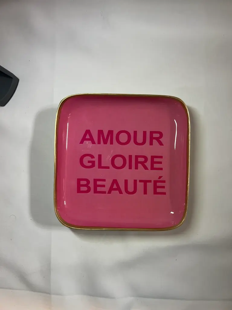 AMOUR GLOIRE BEAUTE  - PETITS PLATEAUX