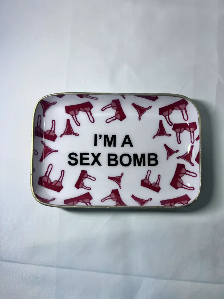 I'M A SEX BOMB - PETITS PLATEAUX 