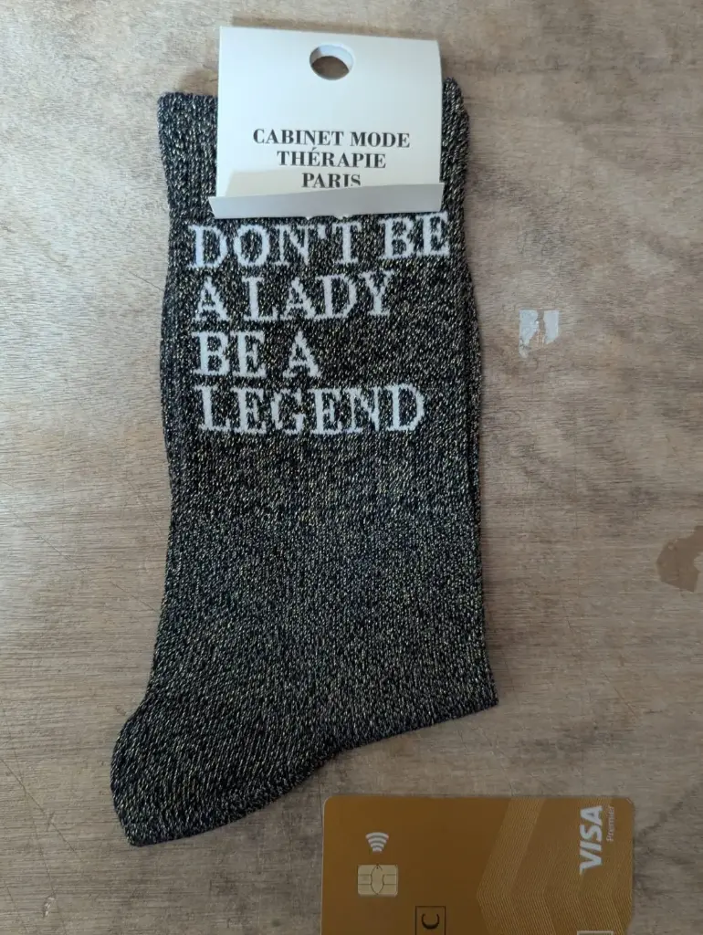 DON'T BE A LADY BE A LEGEND GRIS - CHAUSSETTES ADULTES GLITTER 
