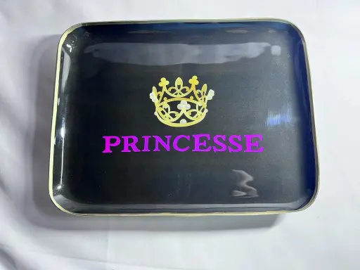 PRINCESSE NOIR  - MOYENS PLATEAUX 