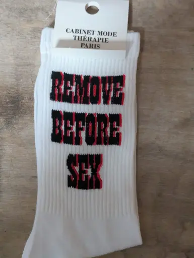 REMOVE BEFORE SEX  - CHAUSSETTES ADULTES