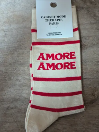 AMORE AMORE BEIGE RAYURES ROUGES - CHAUSSETTES ADULTES 